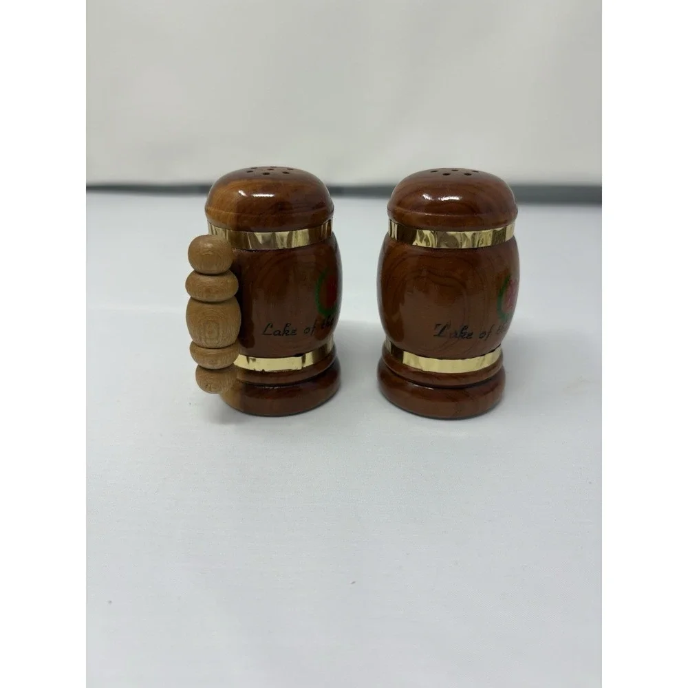 Wood Stein Vintage Lake Of The Parks Wooden‎ Salt & Pepper Shaker Retro MCM Gold